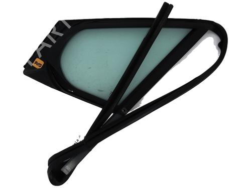 Front right quarter glass PEUGEOT 308 I (4A_, 4C_) 1.6 HDi | BP29232187C112 