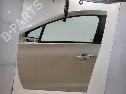 Used Left front door Left front door 37710120 37710120