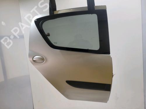 Used Right rear door Right rear door TOYOTA AYGO (_B1_) 1.0 (KGB10_, KGB10R) (68 hp) 40557954 40557954