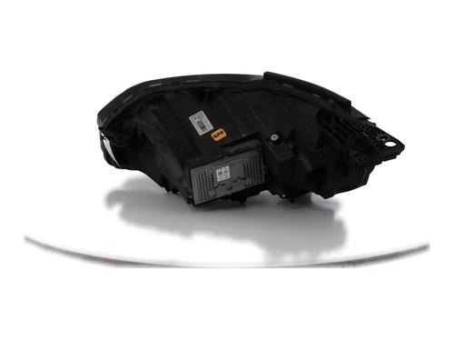 Right headlight PEUGEOT 3008 II SUV (MC_, MR_, MJ_, M4_) 1.5 BlueHDi 130 | BP29623841C29 