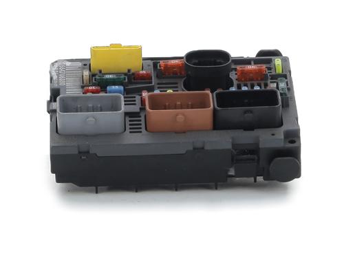 Used Fuse box CITROËN C4 I (LC_) 1.6 VTi 120 (120 hp) 30631746