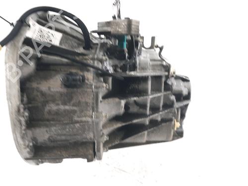 gearbox-renault-scenic-ii-jm01_-2003-2004-2005-2006-2007-2008-2009-2010-36181474 main image