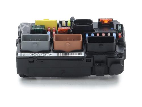Used Fuse box Fuse box PEUGEOT 207 (WA_, WC_) 1.4 HDi (68 hp) 33229998 33229998