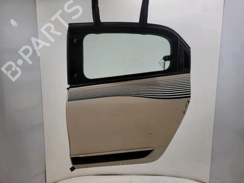 Puerta trasera izquierda RENAULT TWINGO III (BCM_, BCA_) 0.9 TCe 90 (BCM9, BCM2) (90 hp) 30808339