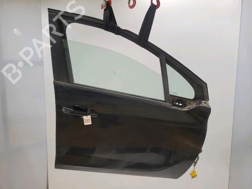 Used Right front door Right front door 37087231 37087231