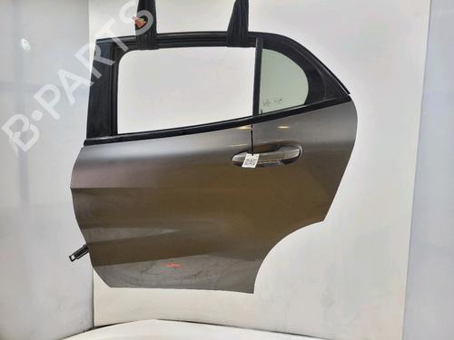 Used Left rear door Left rear door 37532218 37532218