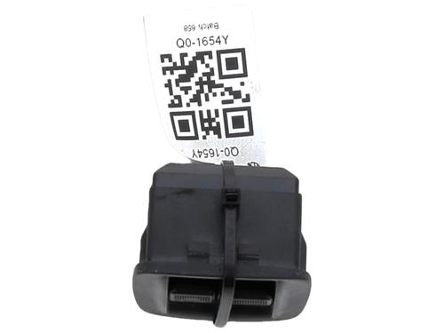 Used Left front window switch MAZDA MX-5 II (NB) 1.6 16V (NB6C) (110 hp) 28082902