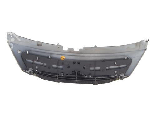 Used Grille CITROËN C3 I (FC_, FN_) 1.4 HDi (68 hp) 31032035