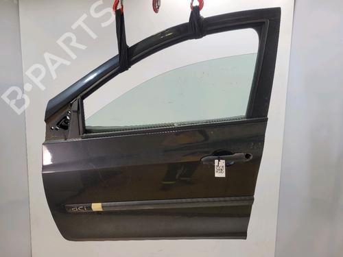 Used Left front door RENAULT CLIO III (BR0/1, CR0/1) 1.5 dCi (BR17, CR17) (86 hp) 31079539