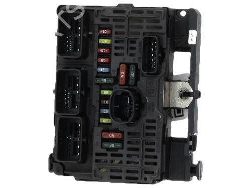 Fuse box CITROËN C4 I (LC_) 1.6 HDi | BP37483316E1 - Image 2