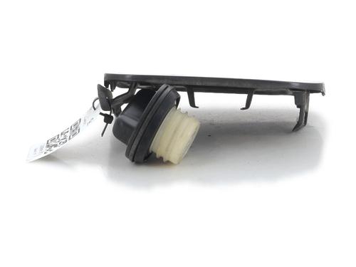 Fuel flap NISSAN JUKE (F15) 1.6 DIG-T 4x4 | BP30475030C131 