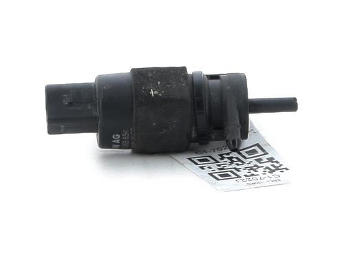 Used Washer pump Washer pump AUDI TT (8J3) 2.0 TTS quattro (272 hp) 33972402 33972402