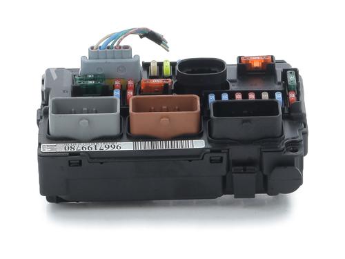 Sikringsdåse PEUGEOT 207 (WA_, WC_) 1.4 HDi (68 hp) 31152711