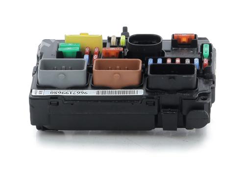 Used Fuse box Fuse box CITROËN C3 II (SC_) 1.2 VTi 82 (82 hp) 33300154 33300154