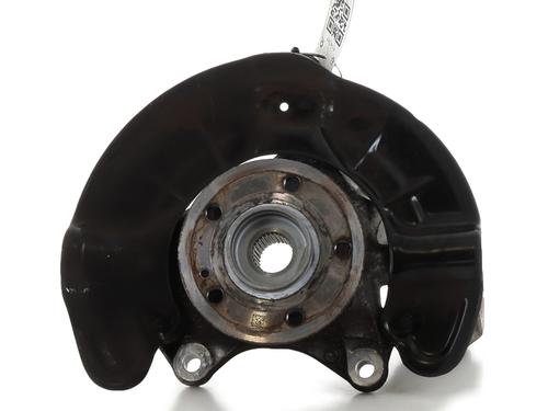 Used Right front steering knuckle MERCEDES-BENZ GLA (H247) GLA 200 d (247.712) (150 hp) 29602434