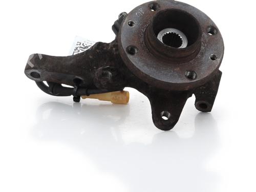 Venstre Styrespindel Lejehus Venstre Styrespindel Lejehus RENAULT CLIO II (BB_, CB_) 1.2 (BB0A, BB0F, BB10, BB1K, BB28, BB2D, BB2H, CB0A,... (58 hp) 39763890 39763890