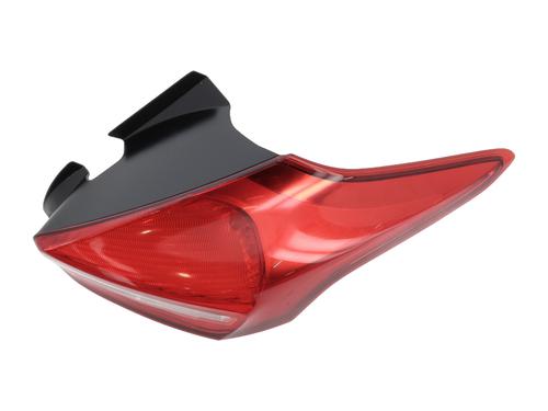 Używane Lampa tylna prawa FORD FOCUS III 1.0 EcoBoost (125 hp) 32401206