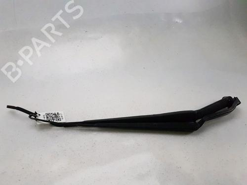 Used Front windshield wiper arm TOYOTA PICNIC (_XM1_) 2.2 D (CMX10_, CXM10G) (90 hp) 27900593