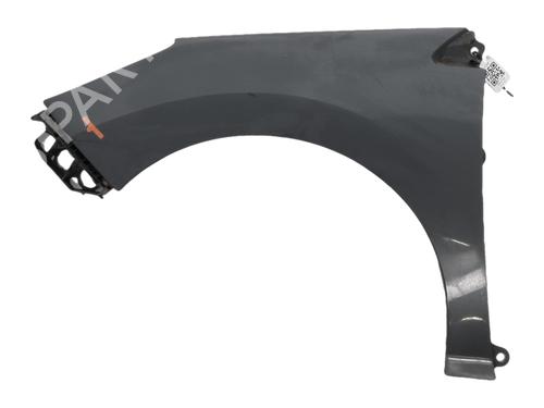 Used Left front fenders Left front fenders 37457222 37457222