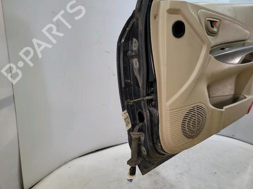 Right front door HYUNDAI TUCSON (JM) 2.0 CRDi All-wheel Drive | BP21009049C3 