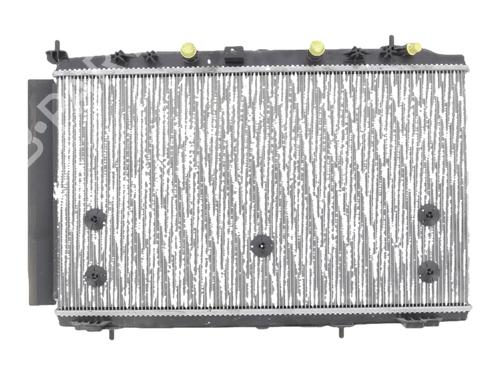 Used Water radiator Water radiator 37657645 37657645