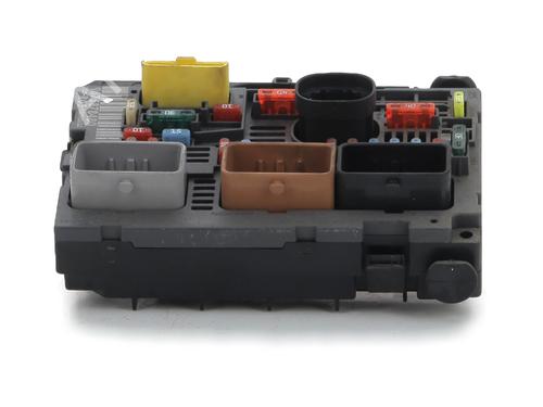 Used Fuse box CITROËN BERLINGO Box Body/MPV (B9) 1.6 HDi 90 (90 hp) 30190644