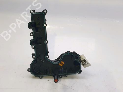 Used Valve cover PEUGEOT 2008 II (UD_, US_, UY_, UJ_, UR_, UC_) 1.2 PureTech 130 (USHNS, URHNS) (130 hp) 28835126