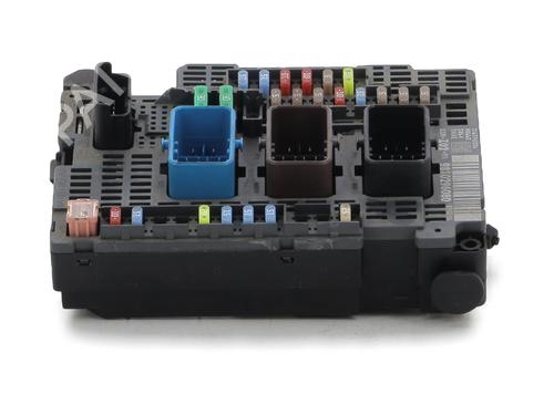 Zekeringkast CITROËN C4 II (NC_) 1.6 BlueHDi 120 (120 hp) 27914275
