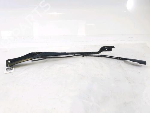 Used Front windshield wiper arm TESLA MODEL 3 (5YJ3) [2017-2025]  27913349