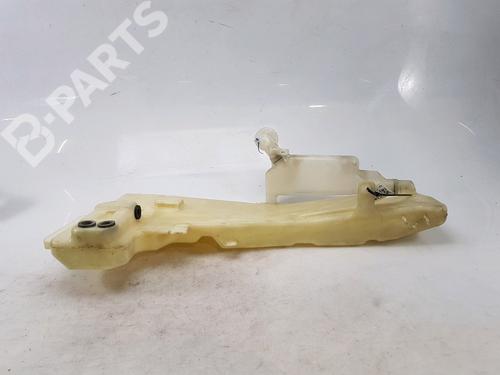 Used Windscreen washer tank HONDA CR-V II (RD_) [2001-2007]  11940583
