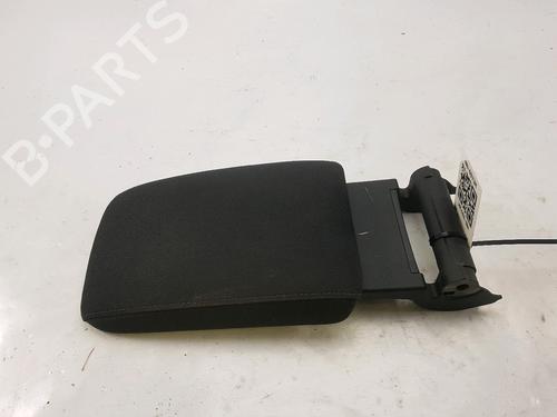 Used Armrest / Center console VW GOLF VI (5K1) 1.6 TDI (105 hp) 27915223