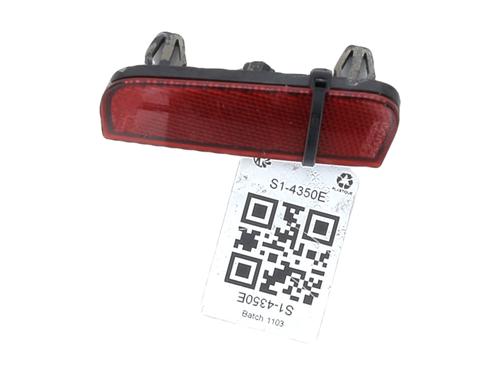 Højre baglygte kofanger TOYOTA YARIS (_P13_) 1.5 (NSP131_) (112 hp) 30692937