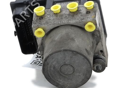 Used ABS pump RENAULT TRAFIC II Van (FL) 2.0 dCi 115 (FL01, FL0U) (114 hp) 25589993