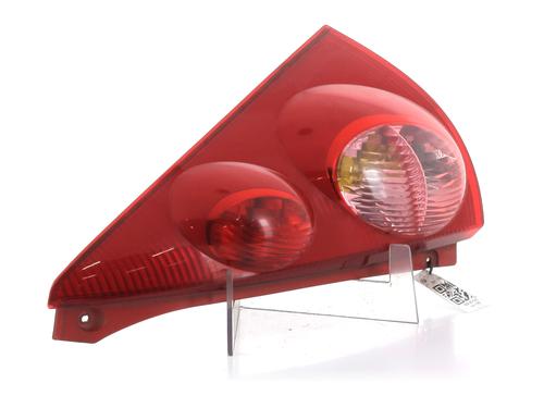 Right taillight PEUGEOT 107 (PM_, PN_) 1.0 | BP32400977C35 