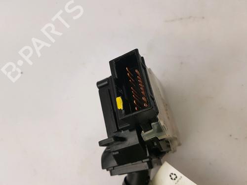 Switch HYUNDAI TUCSON (JM) 2.0 CRDi All-wheel Drive | BP13673954I30