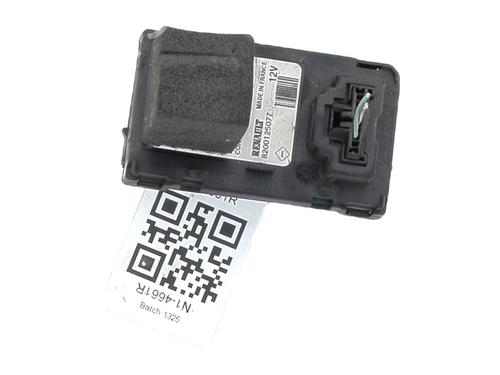 Used Card reader Card reader RENAULT MEGANE II (BM0/1_, CM0/1_) 1.9 dCi (131 hp) 33866401 33866401