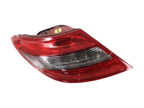 Used Left taillight MERCEDES-BENZ C-CLASS (W204) C 220 CDI (204.008) (170 hp) 28616655