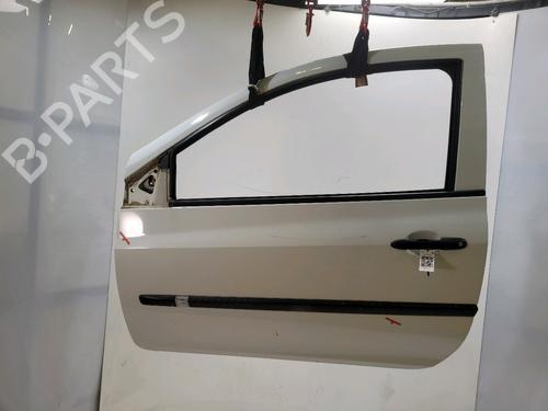 left-front-door-renault-clio-iii-hatchback-van-sb_-sr_-2005-40248399 main image
