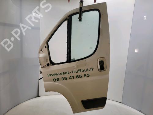 Used Left front door FIAT DUCATO Van (250_) 100 Multijet 2,2 D (100 hp) 26970480