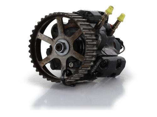 Used Injection pump RENAULT SCÉNIC I MPV (JA0/1_, FA0_) 1.9 dCi (JA05, JA1F) (102 hp) 32842156