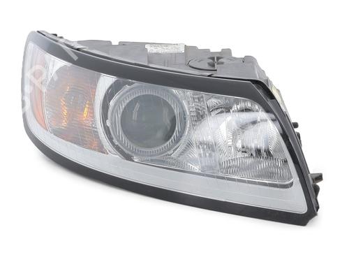 Used Right headlight VOLVO V50 (545) 2.0 D (136 hp) 31142443