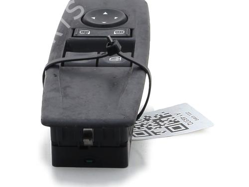 Left front window switch RENAULT MEGANE III Coupe (DZ0/1_) 1.6 dCi (DZ00, DZ12, DZ2A, DZ13) | BP28137722I27 