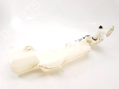 Windscreen washer tank MITSUBISHI PAJERO IV (V8_W, V9_W) 3.2 DI-D 4WD (V98W, V88W) (200 hp) 13669487