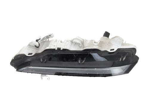 Used Right daytime light Right daytime light 38480033 38480033