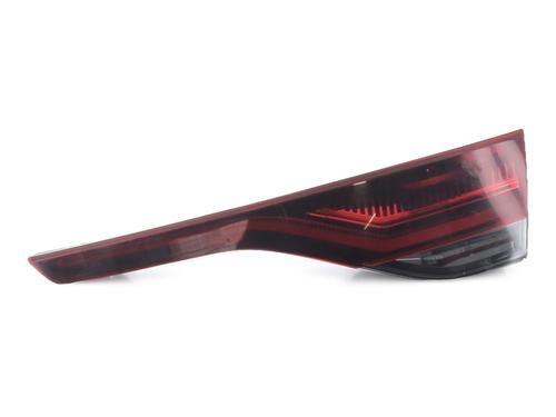 right-tailgate-light-renault-megane-iv-hatchback-b9amn_-2015-39633566 main image