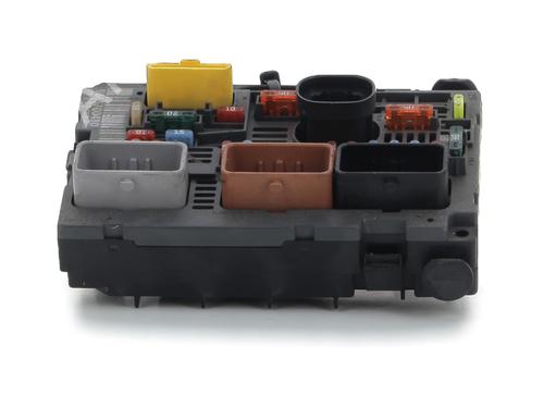 Caixa de fusíveis CITROËN C4 I (LC_) 1.6 HDi (90 hp) 29964638