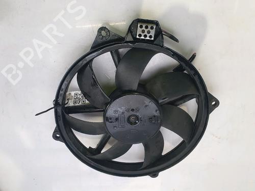 Used Radiator fan RENAULT MEGANE III Hatchback (BZ0/1_, B3_) 1.9 dCi (BZ0N, BZ0J) (131 hp) 28332546