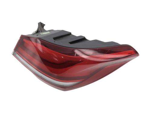 Used Right taillight BMW X1 (F48) sDrive 18 d (150 hp) 32152567