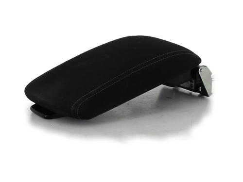 Used Armrest / Center console Armrest / Center console PEUGEOT 308 II (LB_, LP_, LW_, LH_, L3_) 1.6 THP 125 (125 hp) 33685556 33685556