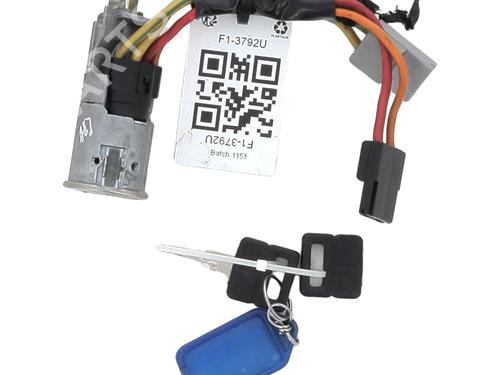 Clé de contact RENAULT CLIO I (B/C57_, 5/357_) 1.4 (B/C57T, B/C57Y) (79 hp) 30799987
